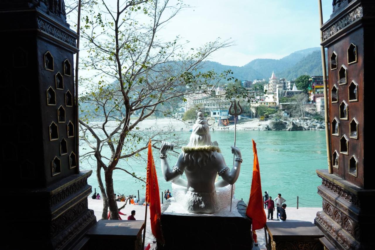 Vedic Dham Ganga Hotel Rishikesh Bagian luar foto