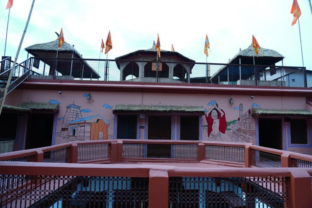 Vedic Dham Ganga Hotel Rishikesh Bagian luar foto