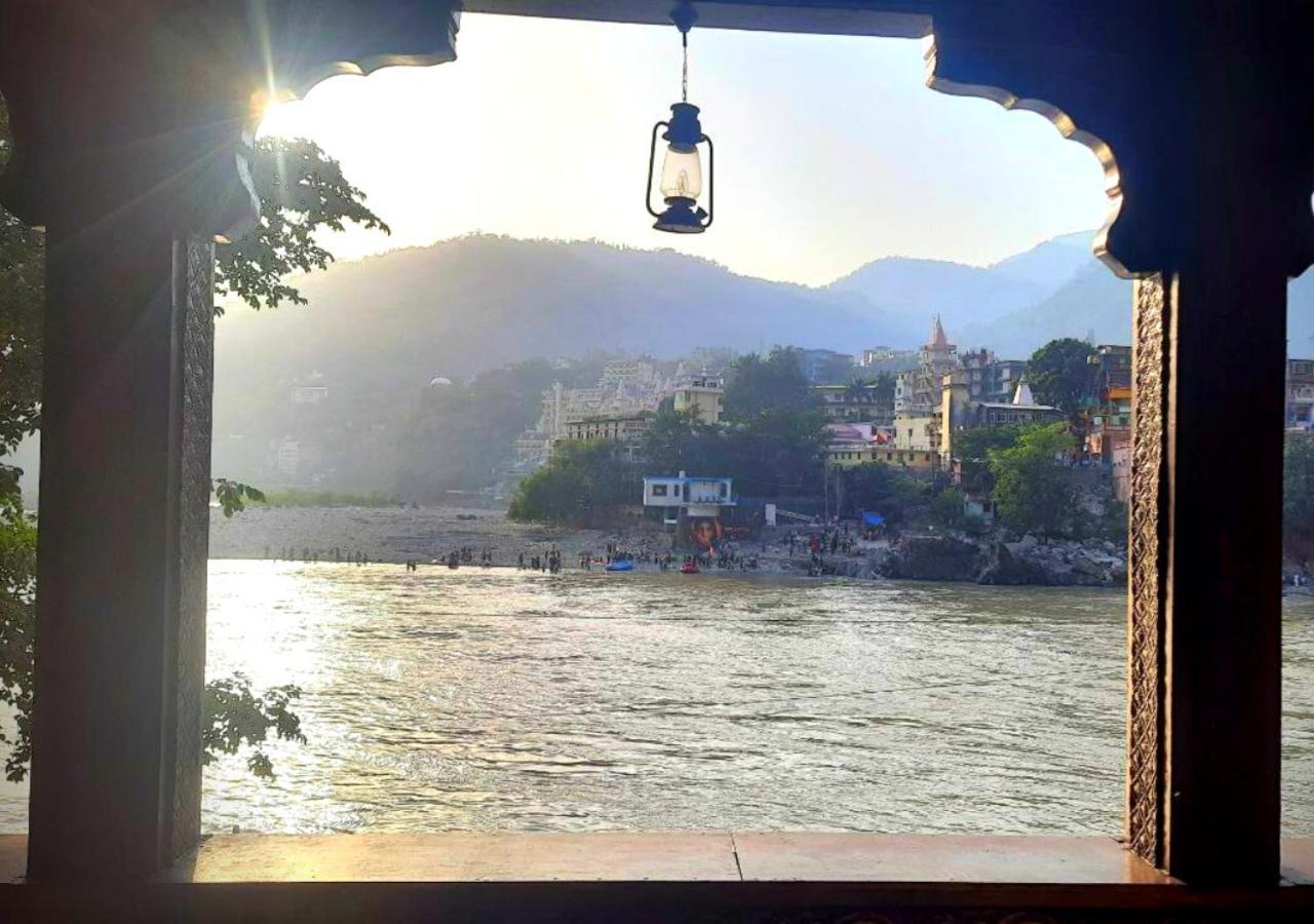 Vedic Dham Ganga Hotel Rishikesh Bagian luar foto